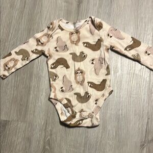 4/$30 Old Navy Adorable Sloth Print Kids One Piece 3-6M